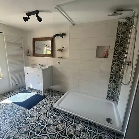 Urlauben Unterm Reetdach Apartman Fuhlendorf